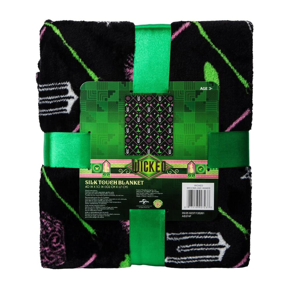 🔥Wicked Silk Touch Blanket 40 x 50 BNWT🔥